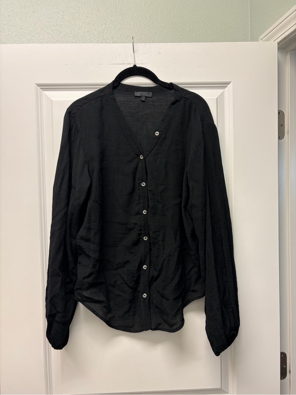 LIKE NEW The Range Vapor Voile Button Down Shirt Black Size Medium